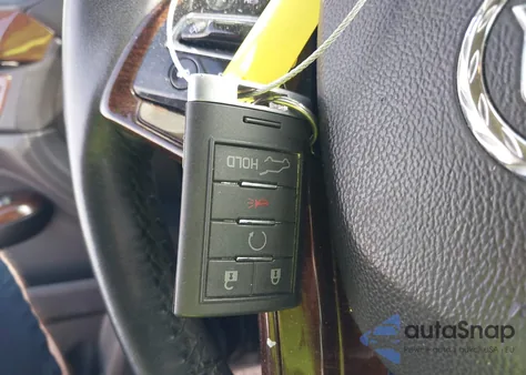 2013 Cadillac Srx Performance Collection z USA, uszkodzony, nr VIN 3GYFNDE38DS592049